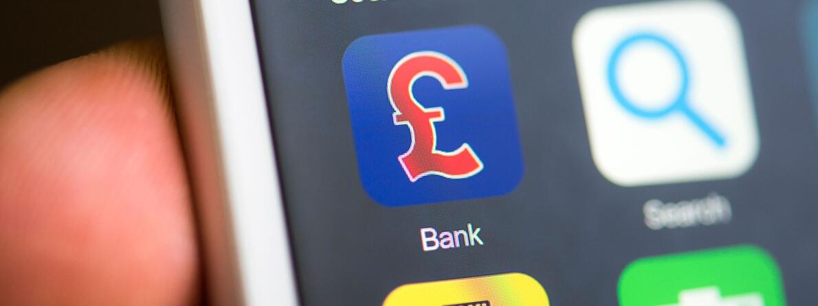 iStock-542962542-Banking-App-Pound iStock-542962542-Banking-App-Pound